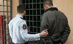 В Красноярске будут судить информировавшего ритуальную службу полицейского
