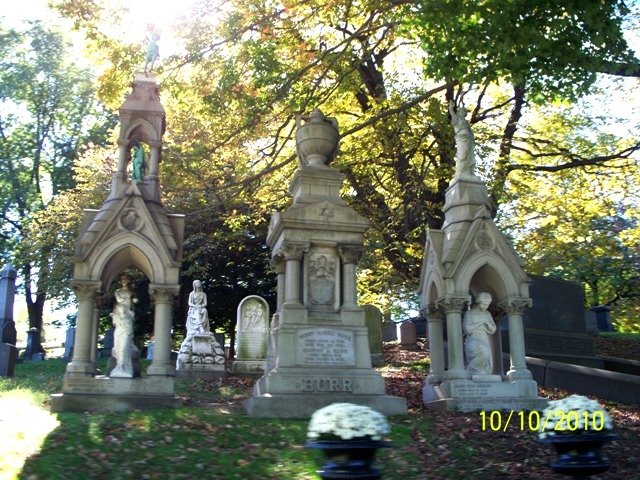 Кладбище Грин-Вуд - одно из самых живописных мест в Нью-Йорке. Фоторепортаж