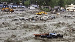 Сезон дождей в Индии снова  вызвал наводнения и  человеческие жертвы  - Похоронный портал