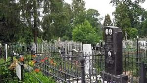 Власти Москвы начнут штрафовать за самовольную установку памятников на кладбищах - Похоронный портал
