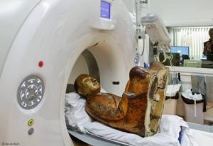 Ученые нашли 1000-летнюю мумию внутри статуи Будды - Похоронный портал