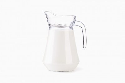 Коровье или соевое:  Нужно ли взрослому человеку пить молоко
