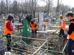 Уборкой кладбищ в Орле в этом году займется частная компания (видео)  - Похоронный портал