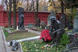 Прикоснуться к вечности. Чем московские кладбища привлекают туристов