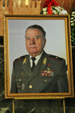 На ФВМК похоронен А.М.Балясников - Похоронный портал