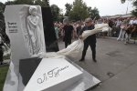 В Москве открыли памятник Людмиле Гурченко