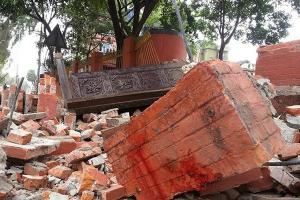 Более 150 человек стали жертвами землетрясения в Непале - Похоронный портал