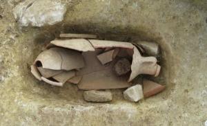 На юге Франции археологи раскопали античный некрополь - Похоронный портал