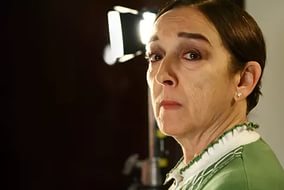 Скончалась актриса турецкого сериала "Тысяча и одна ночь" - Похоронный портал