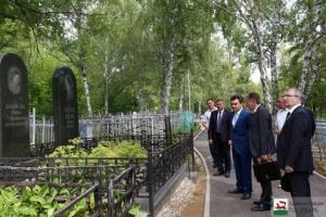 Ирек Ялалов поручил закрыть в Уфе Западное кладбище - Похоронный портал