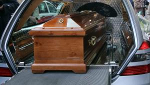 Начальник ритуального агентства получил 700 тысяч за похороны живых людей - Похоронный портал