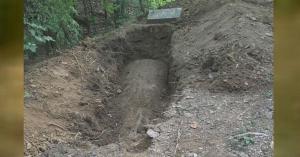 В США внук в поисках украшений раскопал могилу бабушки, умершей 15 лет назад - Похоронный портал