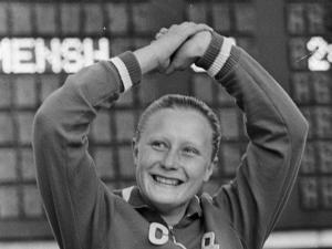 Умерла первая в СССР олимпийская чемпионка по плаванию - Похоронный портал