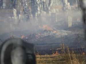 В преддверии Родительского дня в Хакасии горят кладбища - Похоронный портал