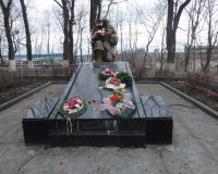 Видеосюжет о Братской могиле Советских воинов на улице Юрия Смирнова - Похоронный портал