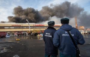 Число погибших при пожаре в торговом центре в Казани достигло пяти человек - Похоронный портал
