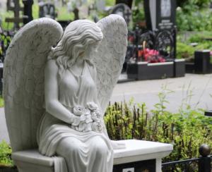 Заработать на горе: сколько стоят похороны в Петербурге - Похоронный портал