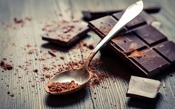 Сладкое лекарство: темный шоколад борется с бессонницей