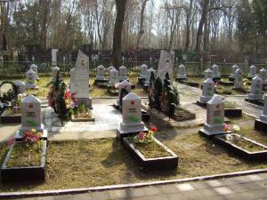 В Волгоградской области суд обязал власти разграничить зону охраны мемориального кладбища - Похоронный портал
