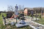 Сотрудники районной администрации и волоколамских сми осмотрели братские могилы сельских поселений Спасское и Чисменское