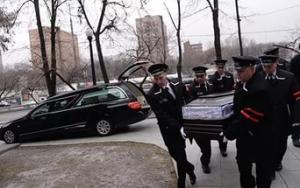 Сотрудники ритуальной службы и полиции «похоронили» живого человека - Похоронный портал