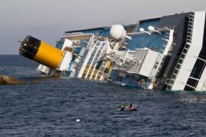 Затонувший круизный лайнер Costa Concordia перевозил огромную партию кокаина  - Похоронный портал