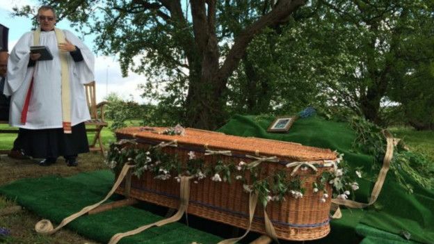 Гробы для лесных похорон