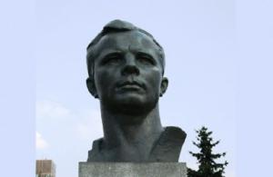 В США установили памятник Юрию Гагарину - Похоронный портал
