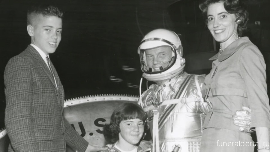 Annie Glenn, widow of astronaut John Glenn, dead at 100 from coronavirus - Похоронный портал