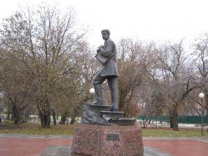 Памятник художнику Врубелю покажут в ПТУ, где учился Виктор Цой - Похоронный портал