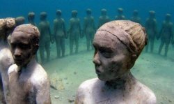 Скульптуры под водой. Необычный музей у берегов Мексики (фото)