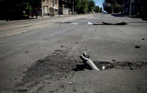 Трехлетний ребенок погиб во время обстрела автобуса с беженцами на Украине - Похоронный портал