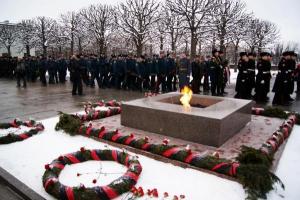 В память о жертвах блокады Ленинграда в храмах совершены богослужения - Похоронный портал