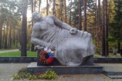 Конкурс в Новосибирске: Эскиз памятника «НЕИЗВЕСТНОМУ СОЛДАТУ» 