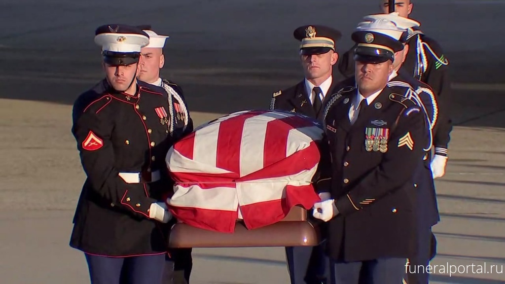 На Капитолийском холме прошла церемония прощания с бывшим президентом США Бушем-старшим - Похоронный портал