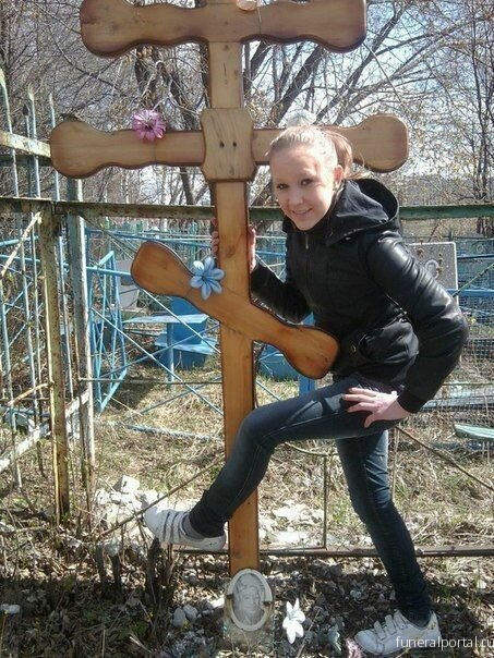 Сызрань. На некоторых кладбищах замечены неприличные забавы - Похоронный портал
