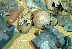 Разгадана тайна масок на черепах ацтекских жертв - Похоронный портал