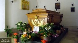 Услуга «гроб напрокат» в интеллигентном Петербурге стала бы оскорблением