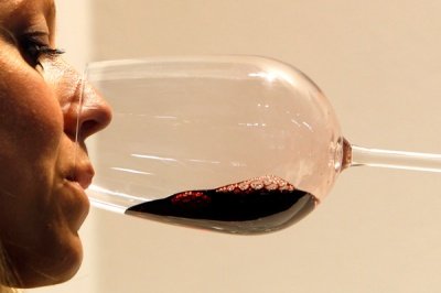 Ученые сомневаются в пользе даже малых доз вина
