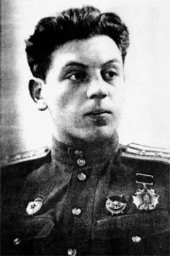 54 года назад в Казани ушел из жизни Василий Сталин - Похоронный портал