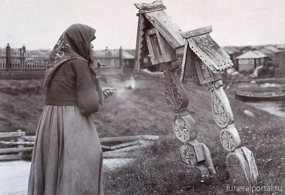 Священники напоминают, что не стоит устраивать трапезы у могил усопших - Похоронный портал