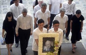В Сингапуре прошла минута молчания в память о Ли Куан Ю - Похоронный портал