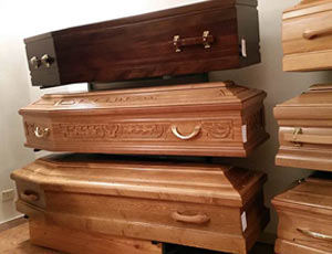 Похороны отменяются: в Неаполе бастуют могильщики - Похоронный портал