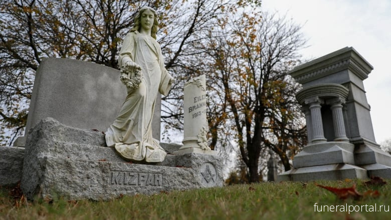 Canada. Would you share a grave? Vancouver cemetery has ground-breaking solution to graveyard real estate crunch - Похоронный портал
