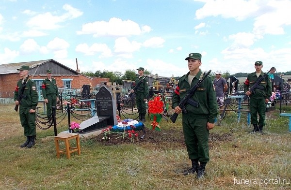 Власти Духовницкого вынуждали жителей обращаться в частные похоронные агентства - Похоронный портал