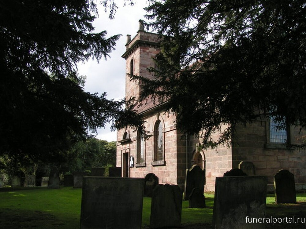 England. Church rules against use of Byron poem on gravestone - Похоронный портал