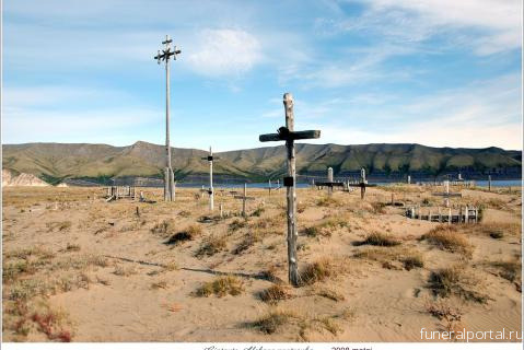 Кладбище трудмобилизованных и спецпоселенцев на острове Тит Ары