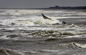 СМИ: в Бенгальском заливе пропали около 640 индийских рыбаков - Похоронный портал