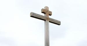 На могиле неизвестного русского помора в Норвегии установили крест - Похоронный портал