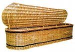 Народный умелец из Троицка занялся производством эксклюзивных плетеных гробов ручной работы - Похоронный портал